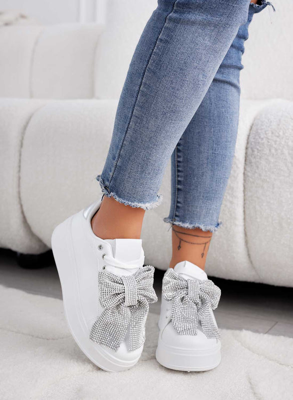 BELGA - Sneakers bianche  con fiocco in strass argento