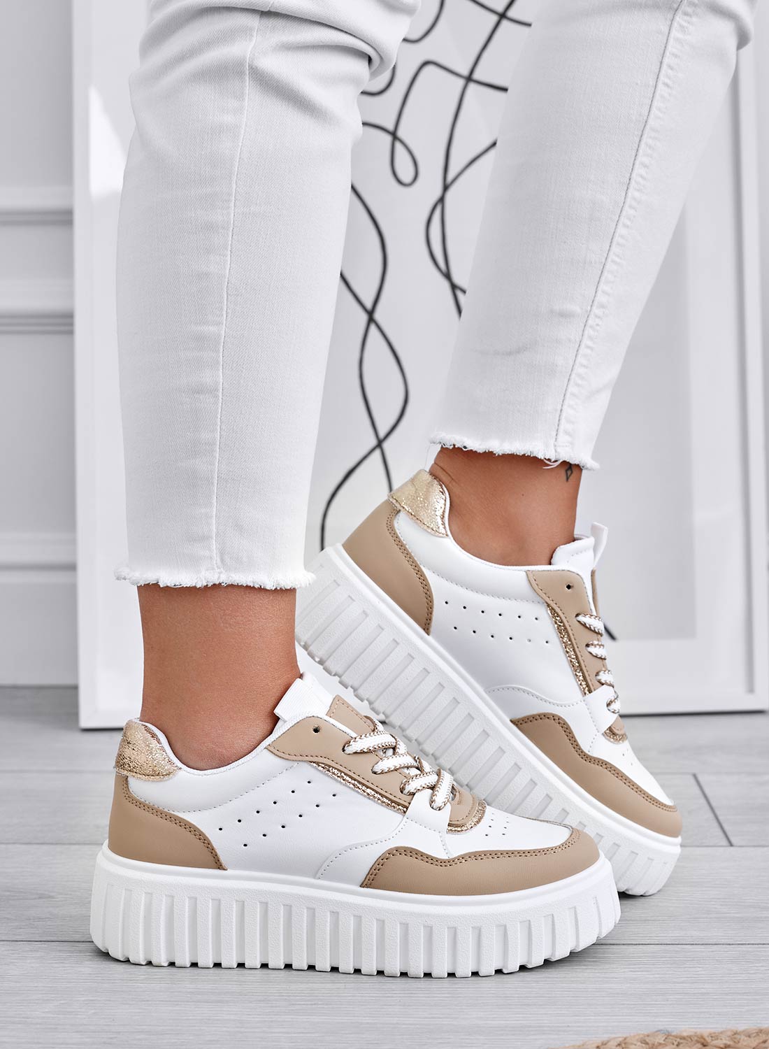 DAIANA - Sneakers bianche con inserti fango e lacci in tessuto