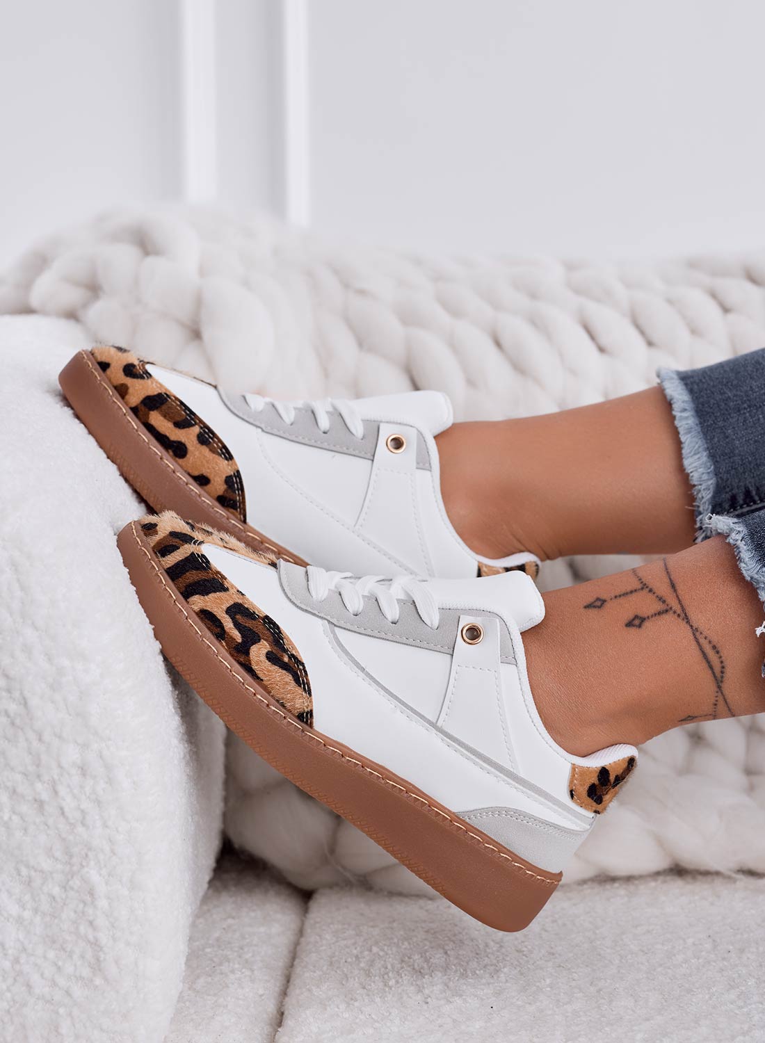 TEODORA - White sneakers with brown sole and leopard print inserts