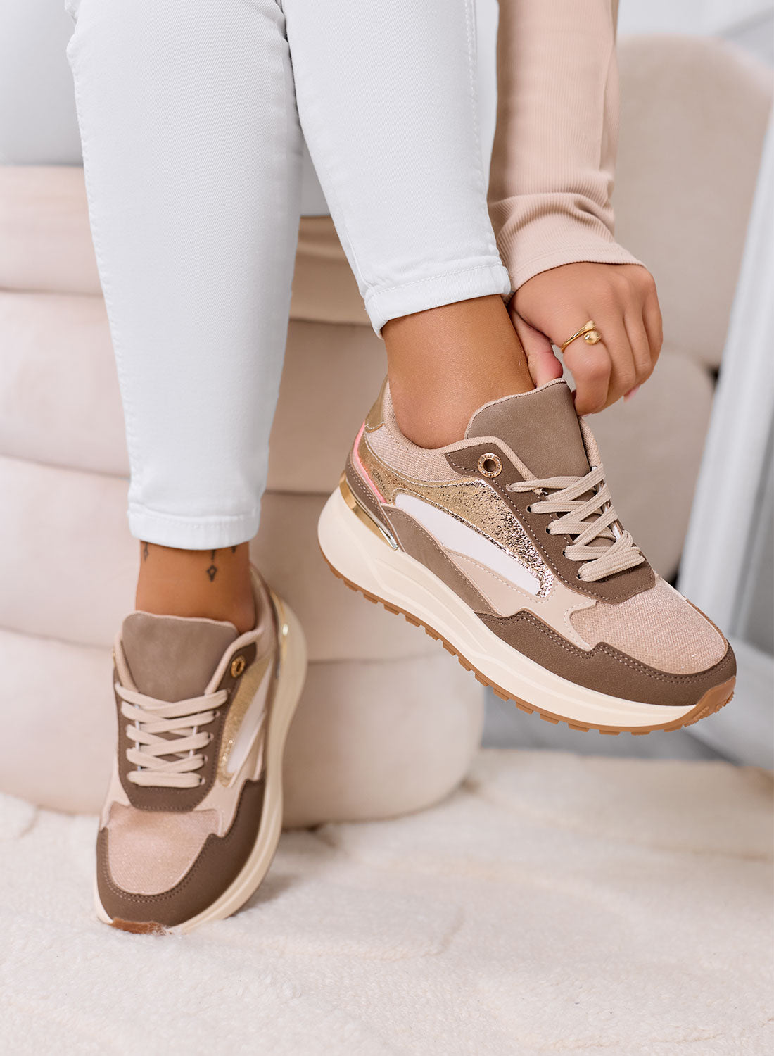 DONATA - Sneakers fango e oro con dettagli metallizzati e suola platform