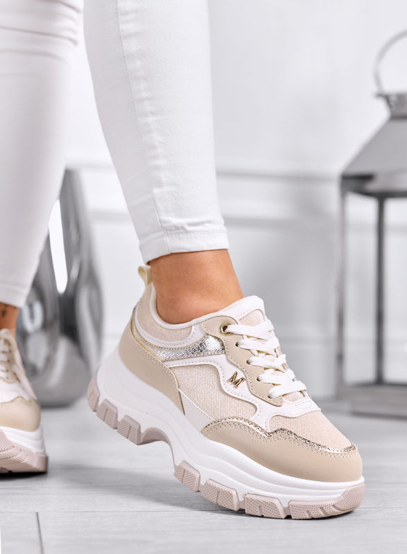 DELIA - Zapatillas Beige con Detalles Dorados y Suela Gruesa