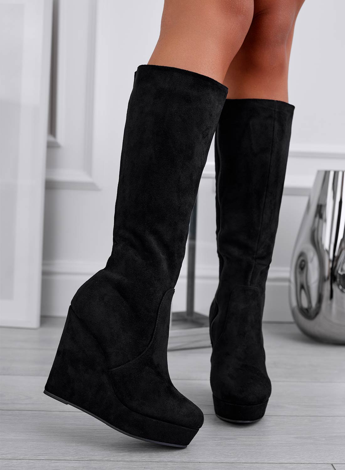 EDERA - Black suede wedge boots