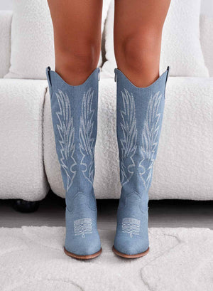 Blue jeans camperos boots with embroidery