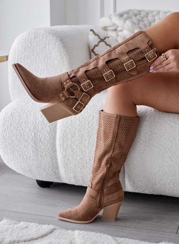 SERA - Brown perforated camper boots with gold buckles