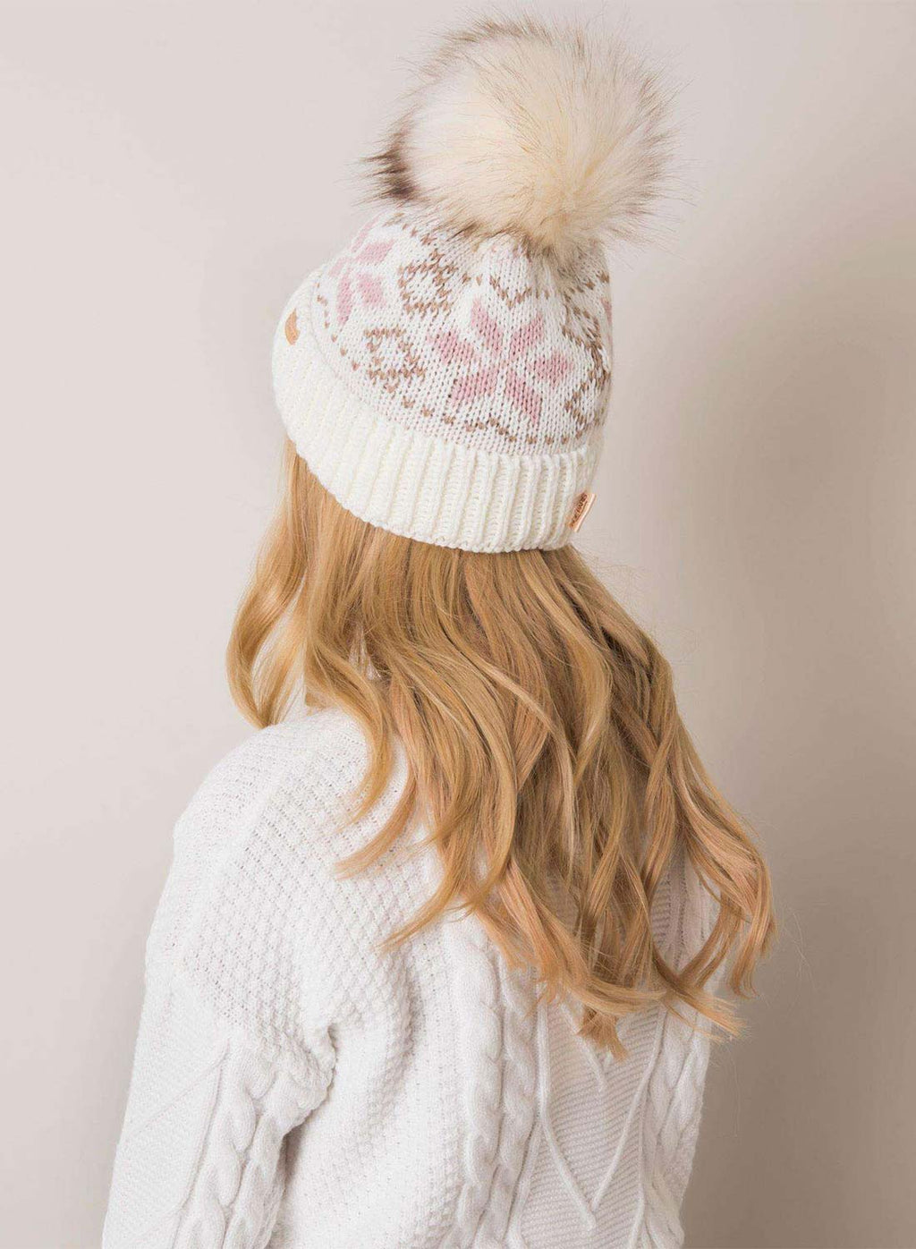 Cappello beige bicolore imbottito con ponpom in ecopelliccia