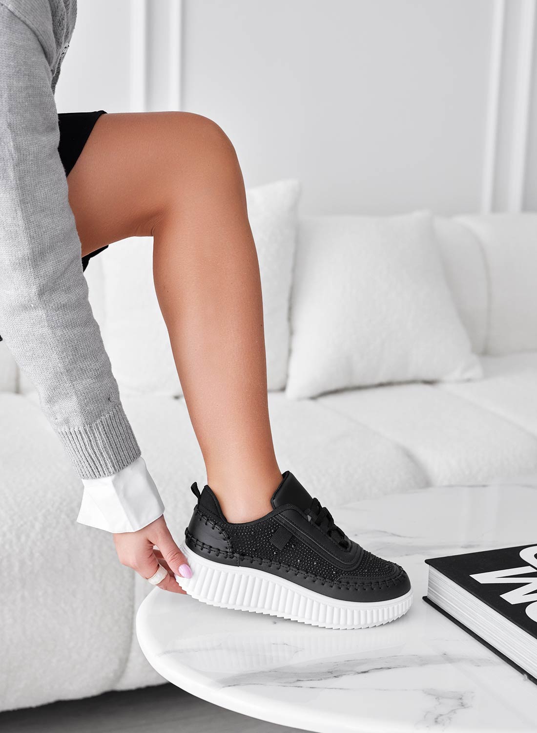 ANTONELLA - Baskets noires avec empiècements et strass