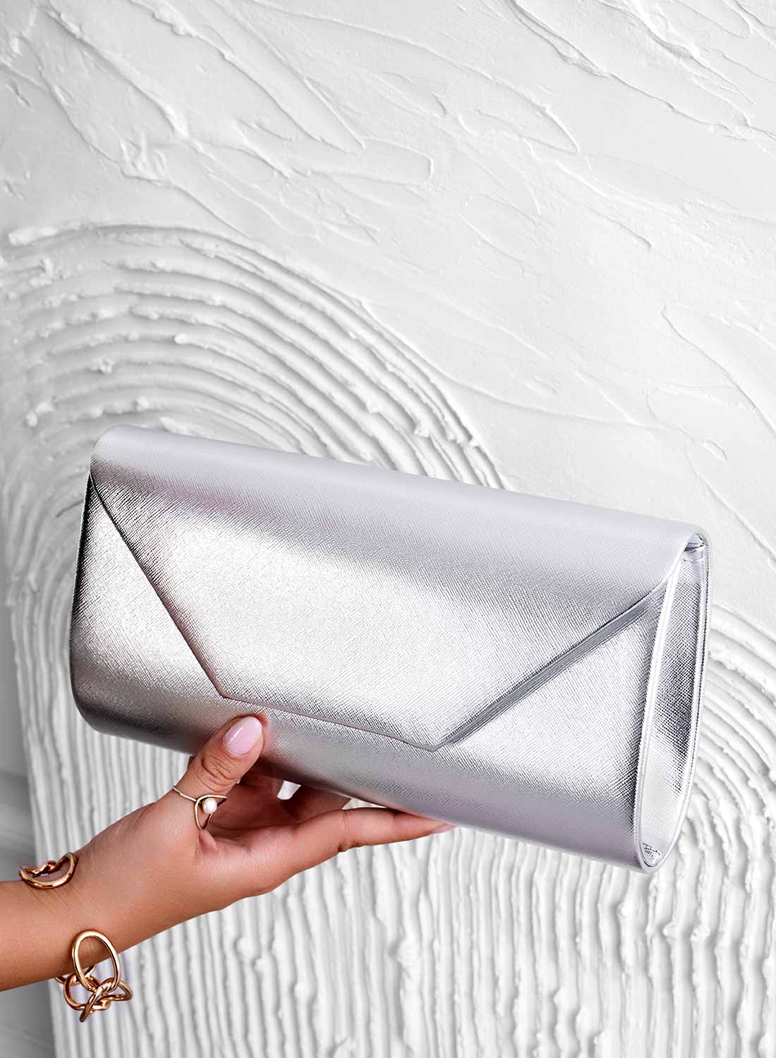 Metallic silver B216 clutch bag
