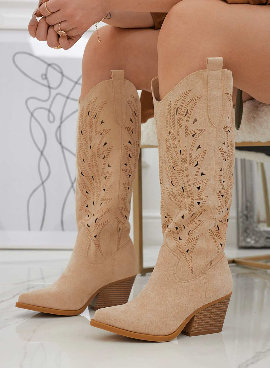 MELISSA - Stivali camperos beige scamosciati