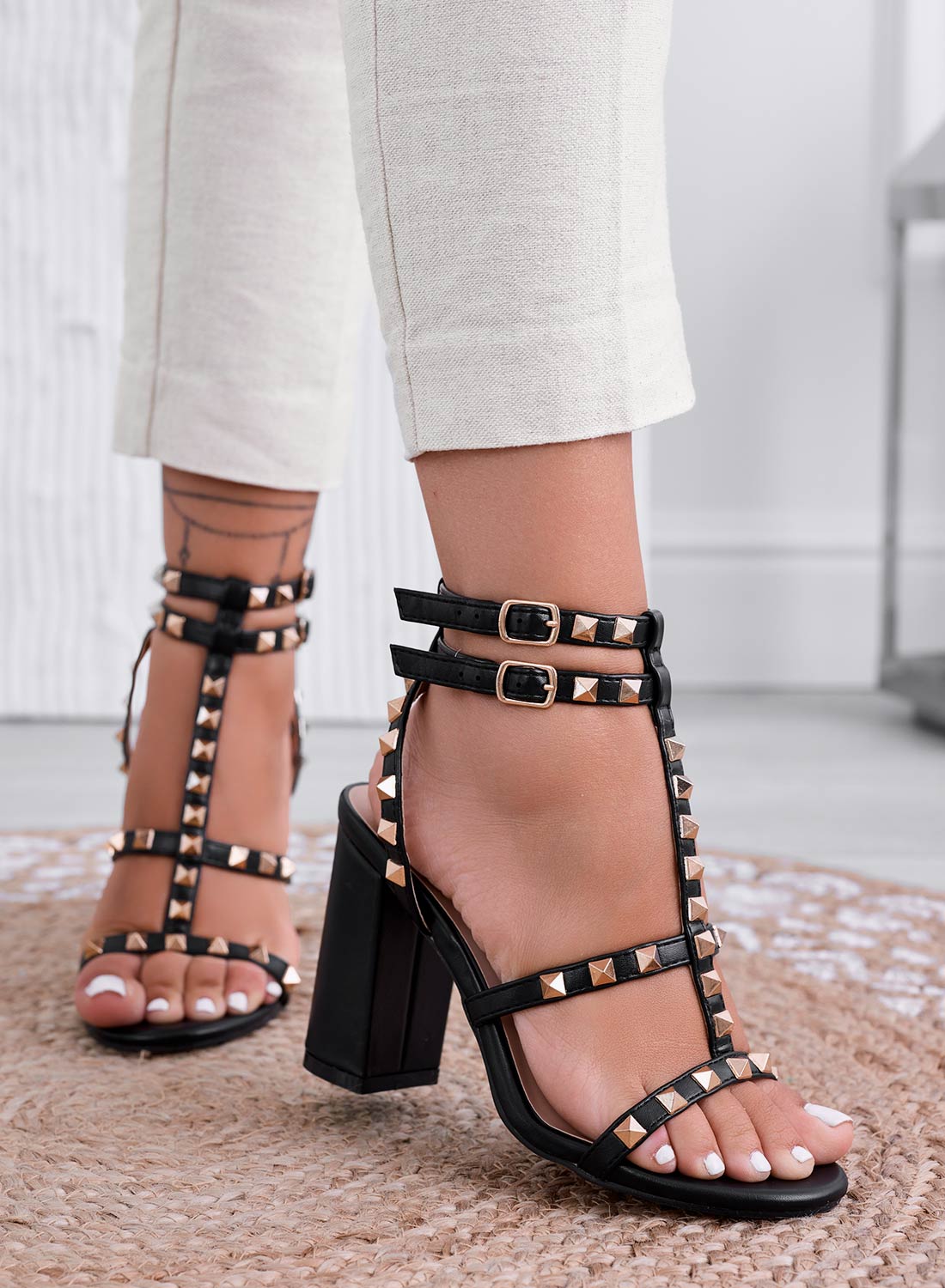 DAPHNE - Black Alexoo sandals with comfortable heel and gold studs