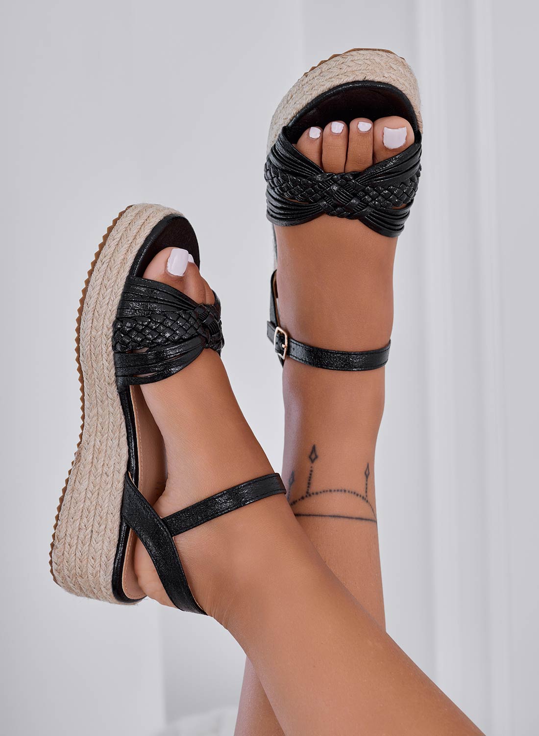 SIDNEY - Black metallic sandals with raffia wedge
