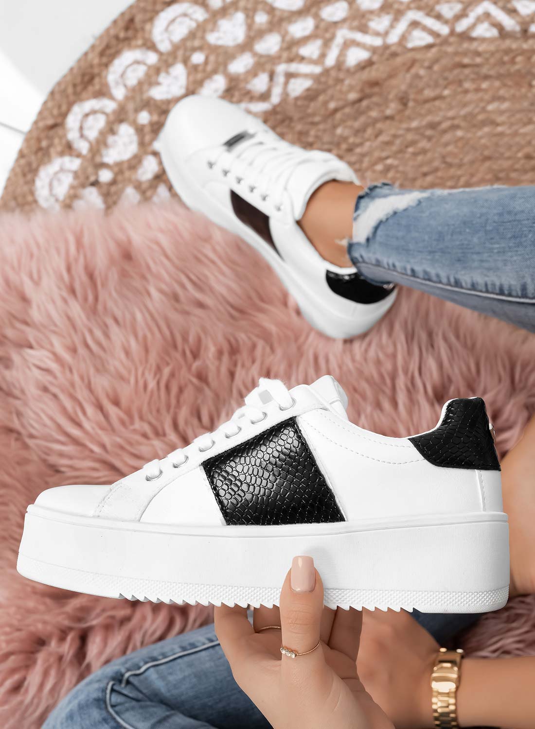MORENA - Sneakers bianche con inserti neri effetto pitonato