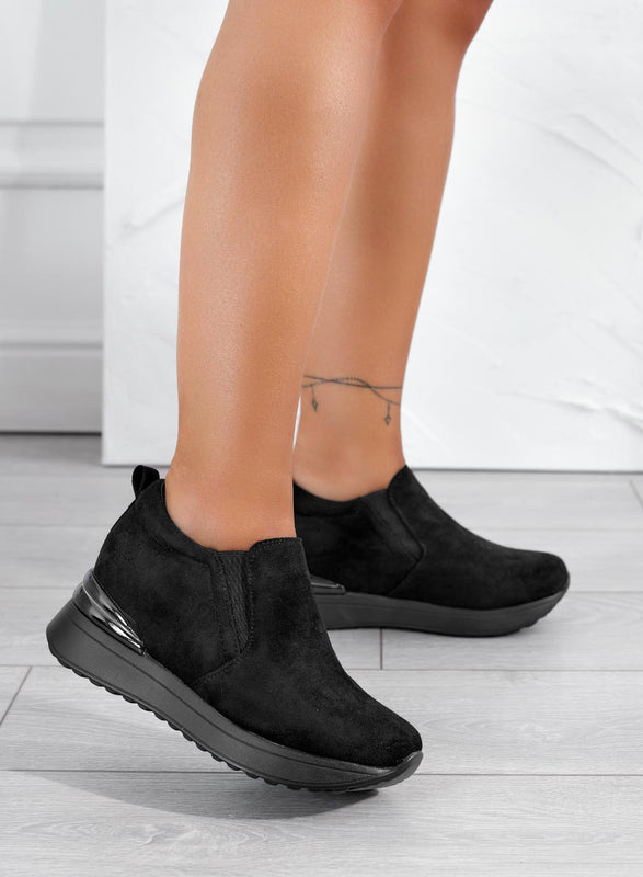 GIUDITTA - Sneakers nere con elastico laterale