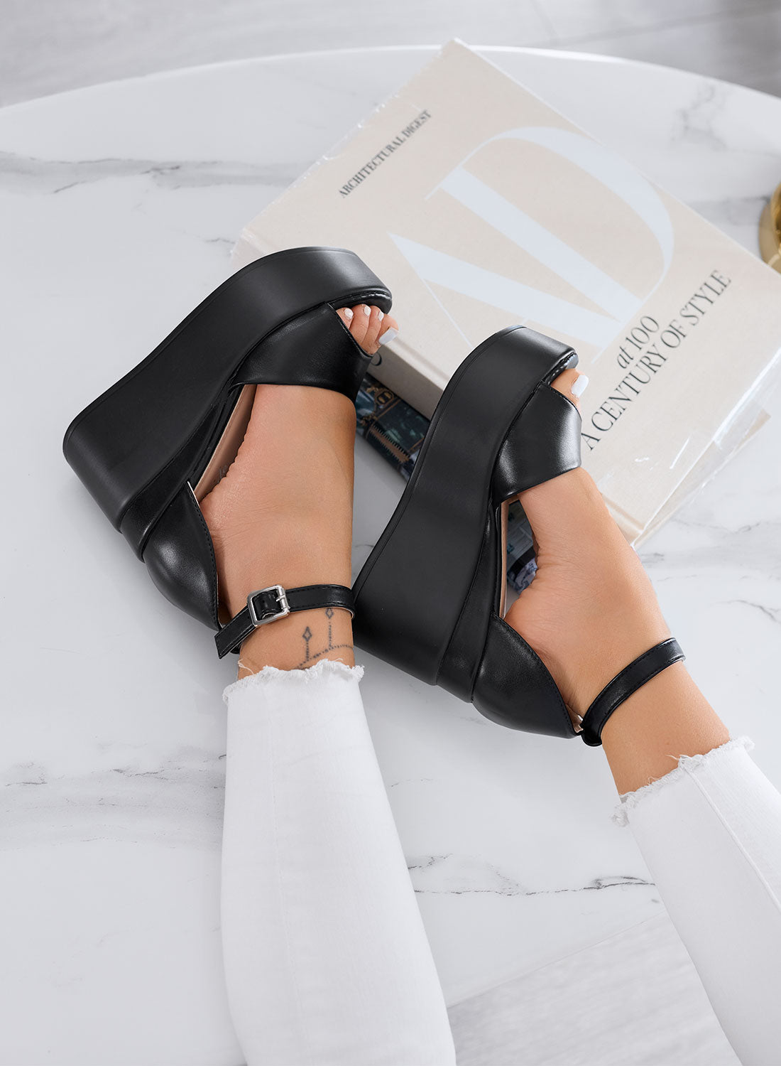 PENNY - Black platform sandals with ankle strap