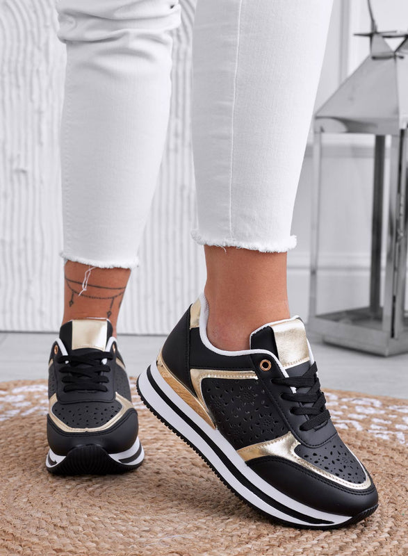 MINA - Sneakers nere traforate con inserti oro