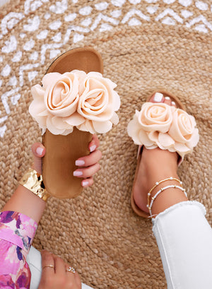 SUMMER - Beige slide sandals with applied flowers