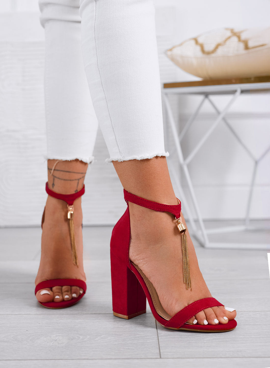 ALLISON - Red sandals with heel and golden charm at the ankle