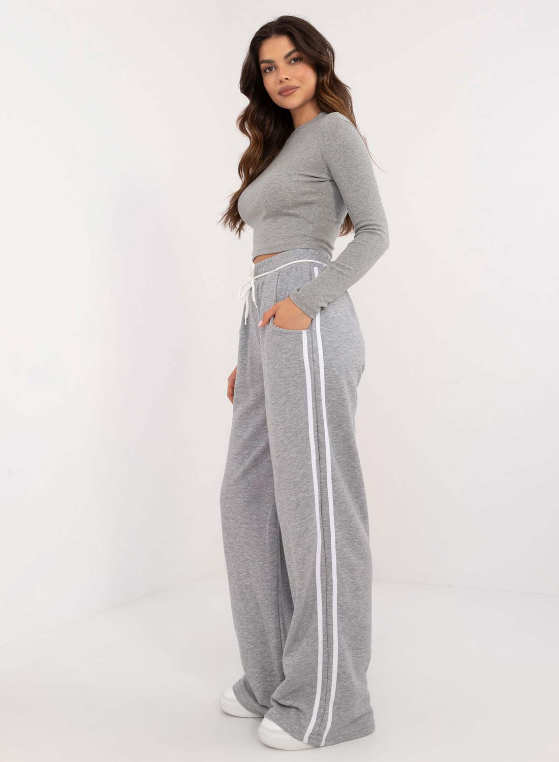 Two-piece grey tracksuit with side stripe