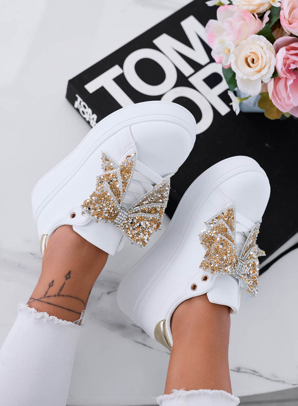 CRYSTAL - Sneakers bianche con zeppa e fiocco gioiello oro