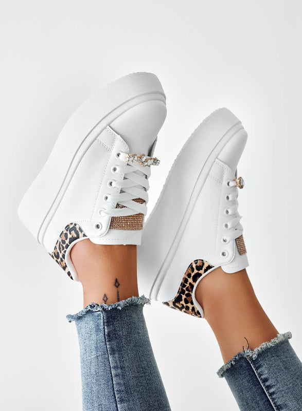 DELIA - Sneakers bianche con applicazione gioiello e retro leopardato