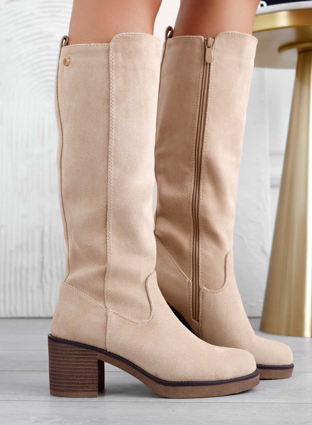 VALERIA - Stivali beige Alexoo con tacco comodo