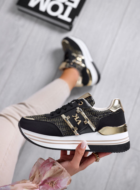 ASIA - Sneakers nere con inserti in tessuto laminato oro