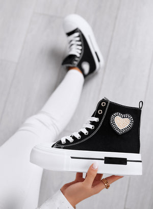 LARA - Black high-top sneakers with platform sole and heart applique