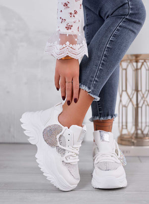 VINNY - White sneakers with rhinestone heart charm