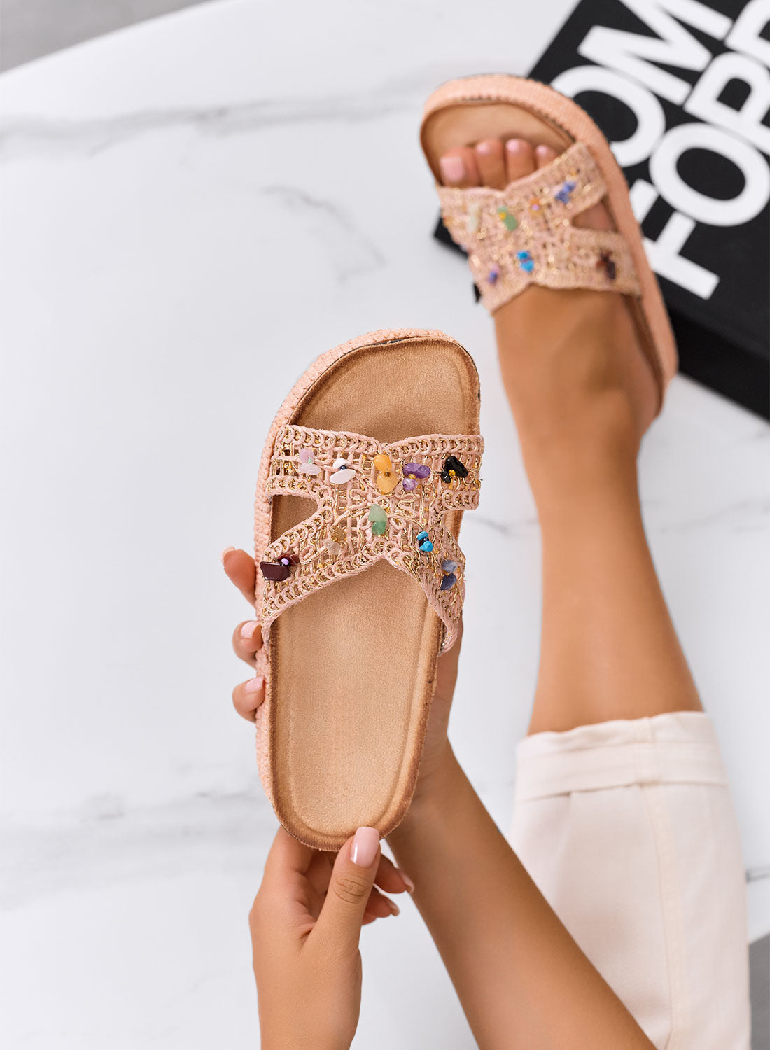 FEDERICA - Sandali ciabatte rosa platform in crochet con pietre colorate