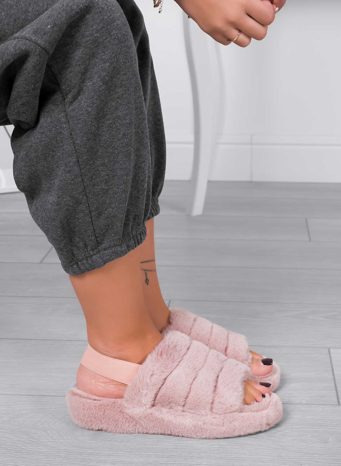 KEIRA - Pink faux fur slippers with elastic