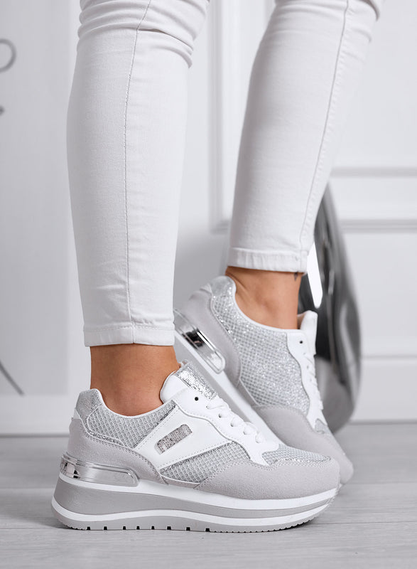 GIADA - Sneakers grigie con Inserti Rete e Dettagli argento
