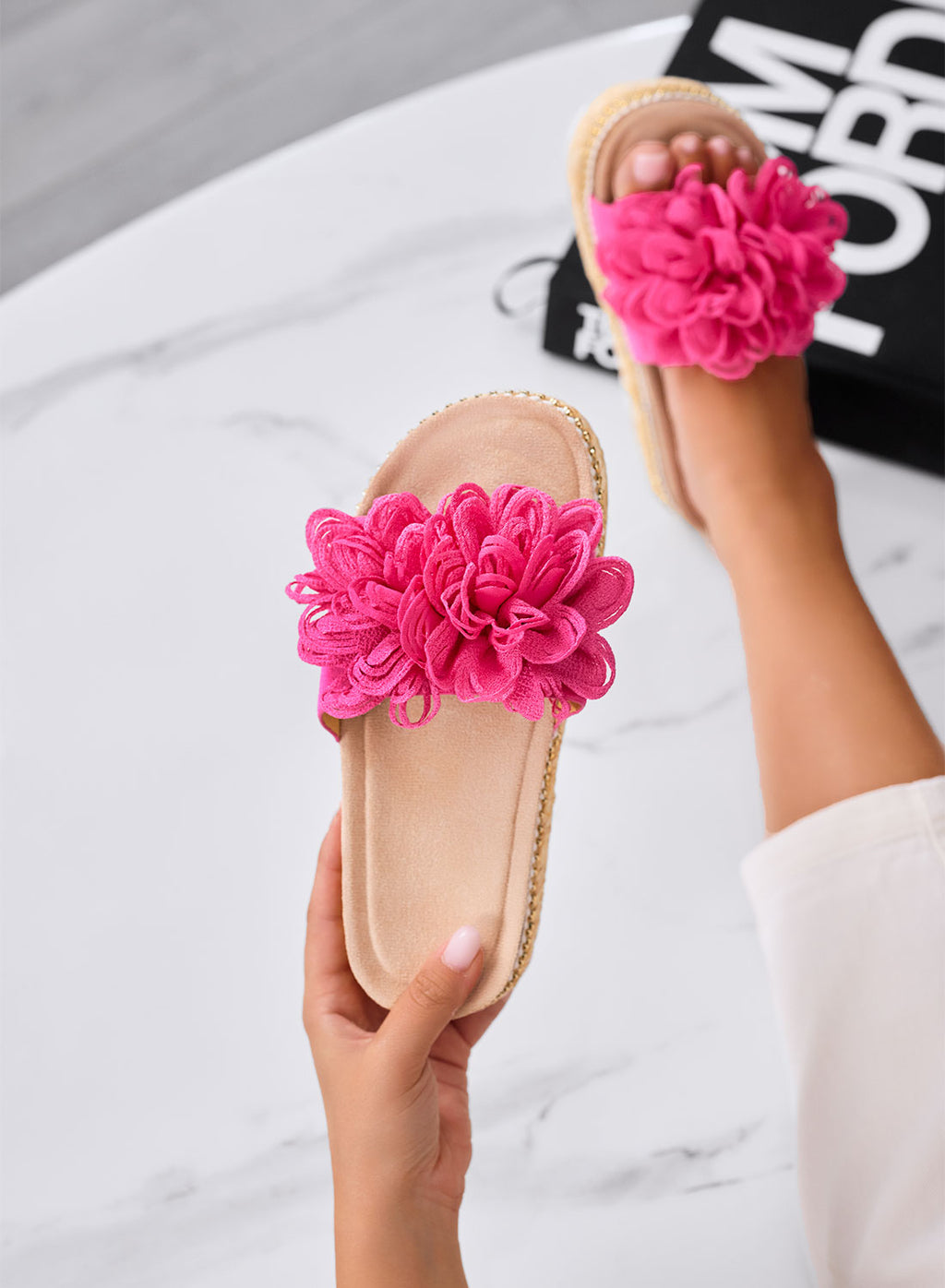 ELEONORA - Sandali Ciabatte fucsia con maxi fiore e suola platform in corda