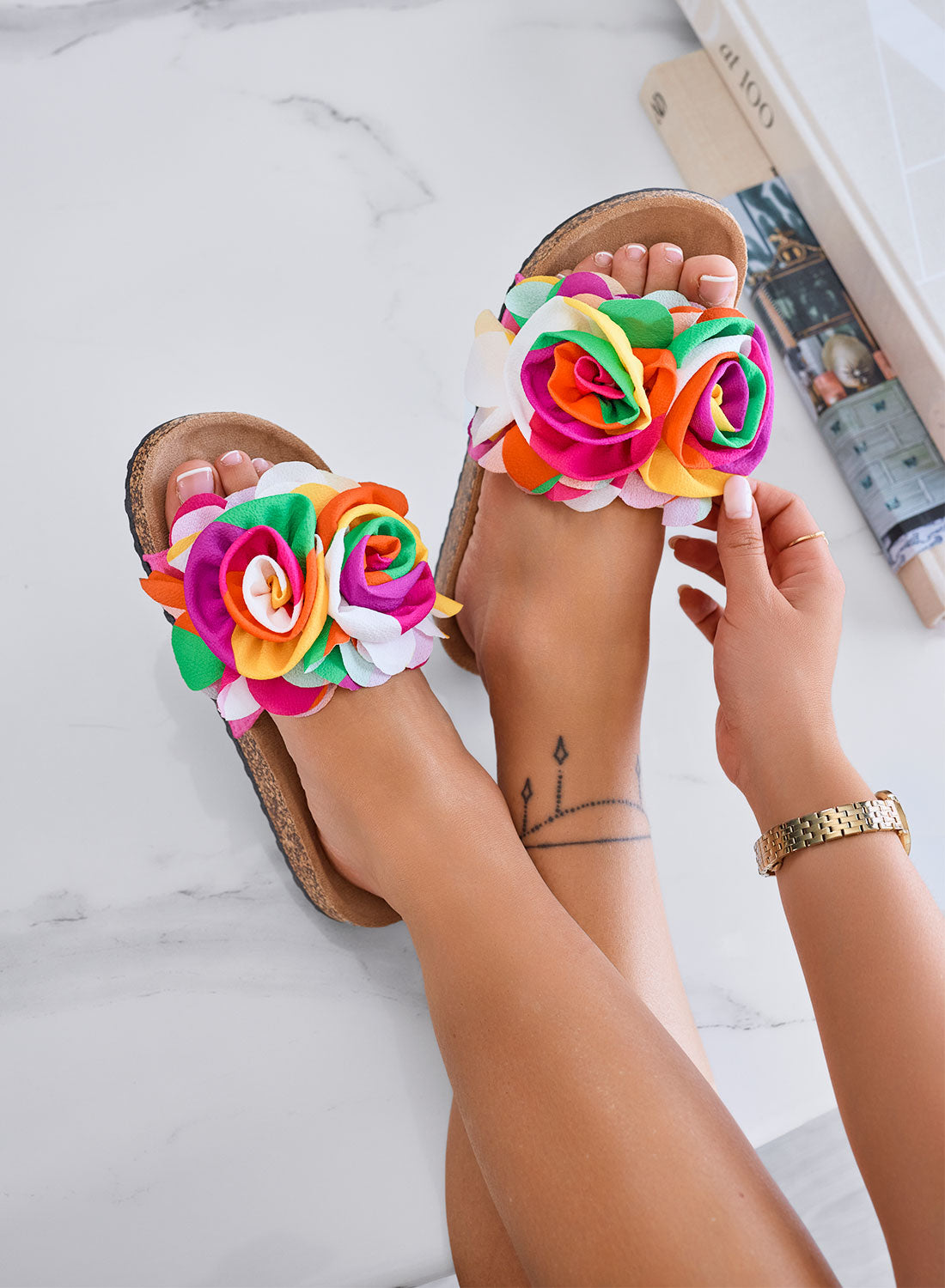 SUMMER - Multicolor slide sandals with applied flowers
