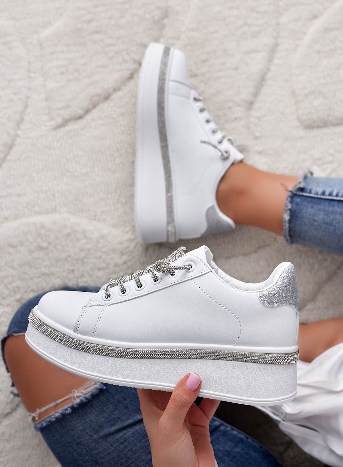 FRANKIE - Sneakers bianche con lacci gioiello argento