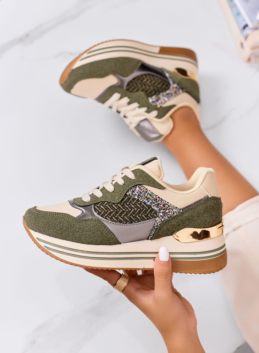 RUBINA - Baskets vertes avec détails pailletés et métallisés