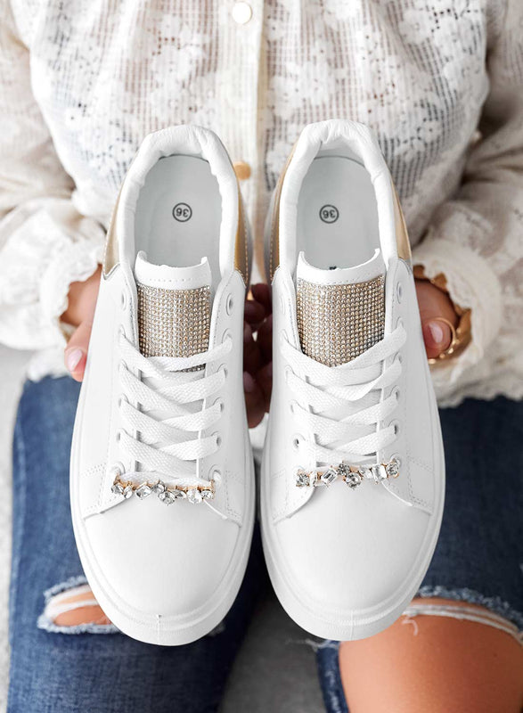 DELIA - Sneakers bianche con applicazione gioiello e retro oro