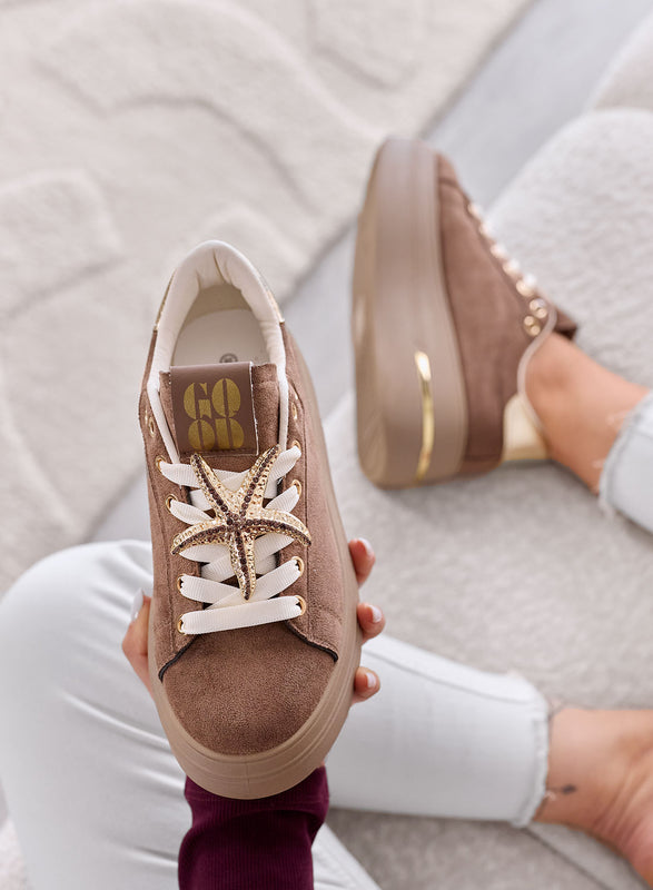 PAMELA - Sneakers marrone Platform con Dettagli Gioiello stelle