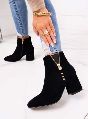 Black ankle boots with comfortable heel and gold zip Silvia Gala