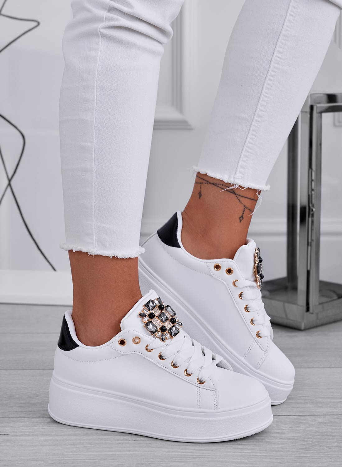 SOPHIE - White sneakers with jewel appliqué and black heel