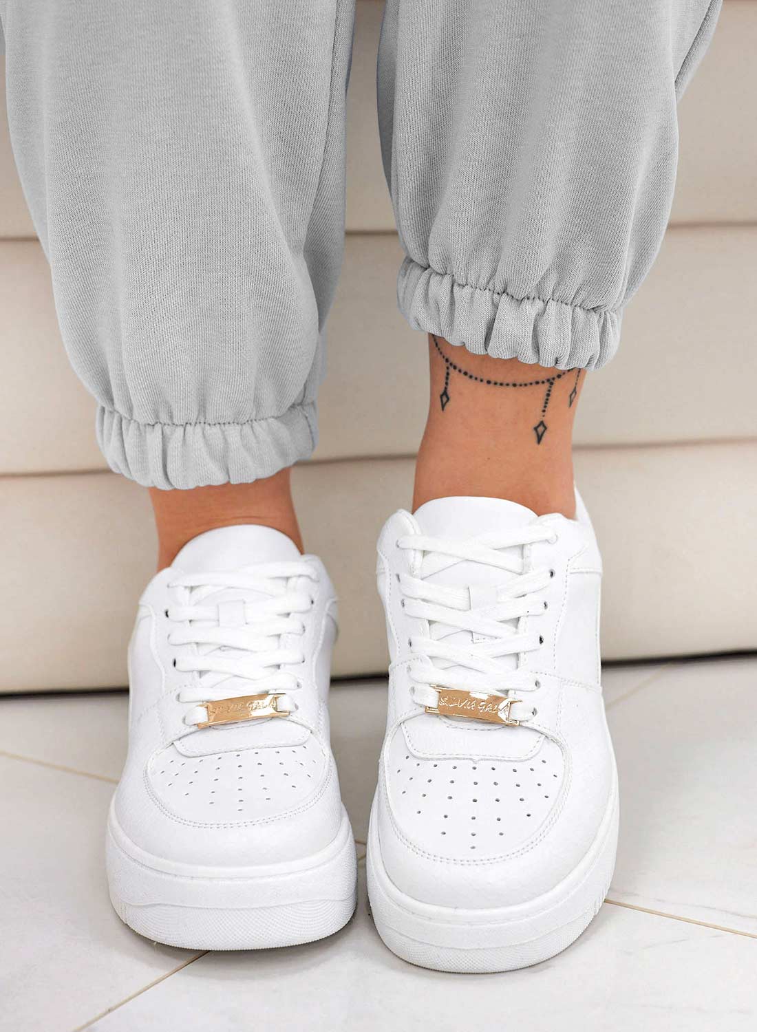 BRITNEY - White perforated Alexoo sneakers
