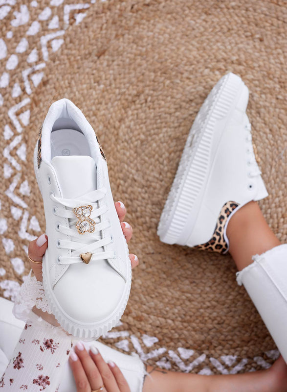 BEVERLY - Sneakers bianche con orsetto gioiello e retro maculato