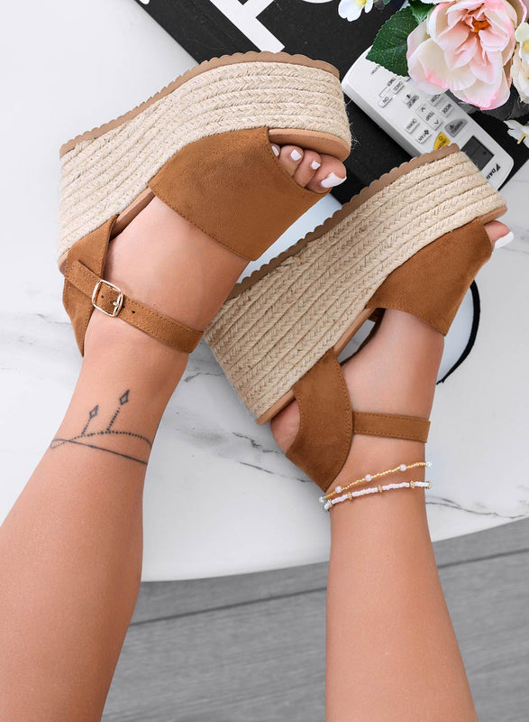 ROXIE - Sandali espadrillas camel scamosciate con zeppa