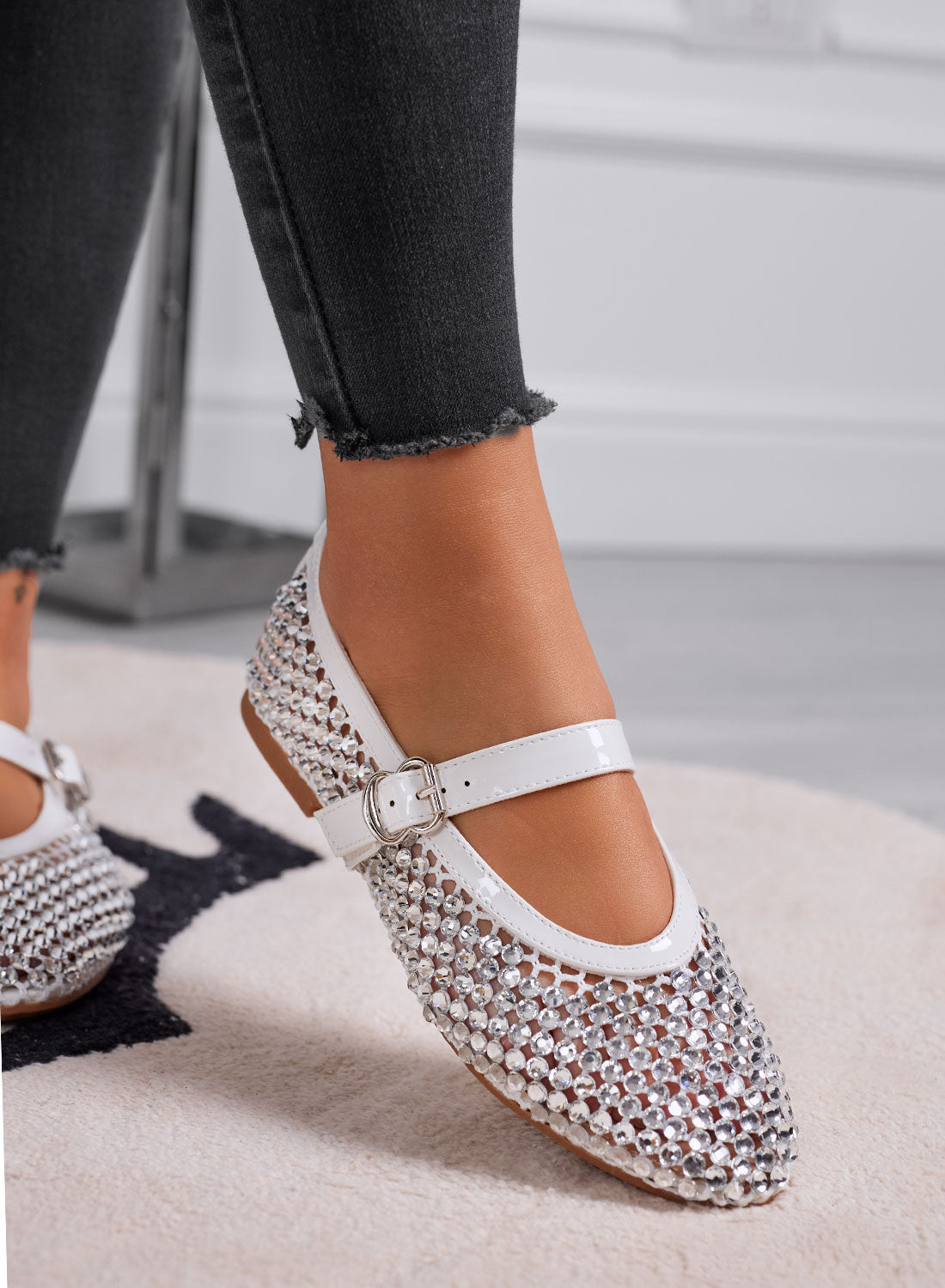 LAVINIA - White ballet flats with rhinestones and adjustable strap