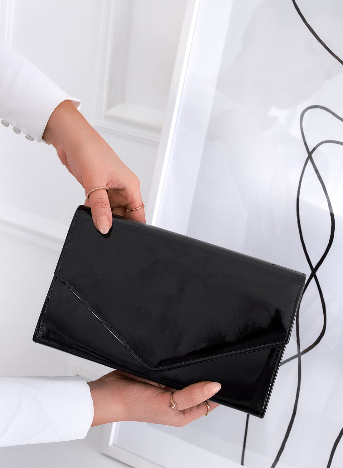 Pochette B212 noire en vernis