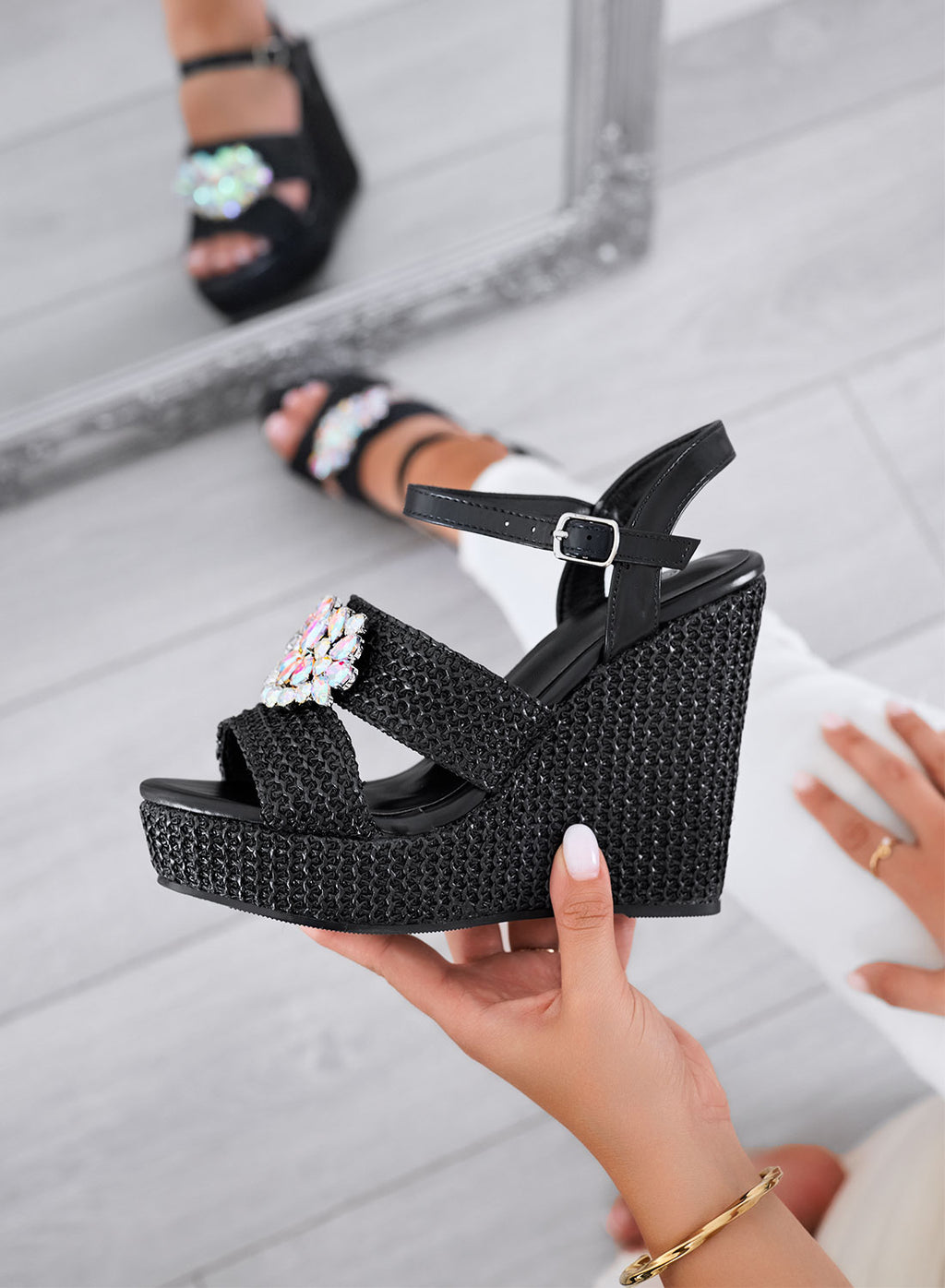 SABRINA - Sandali neri Zeppe con cinturino e maxi strass