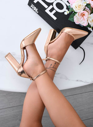 NOAH - Metallic rose gold pumps with ankle strap
