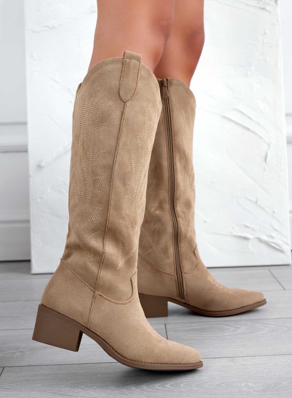 Bottes camperos couleur boue avec broderie