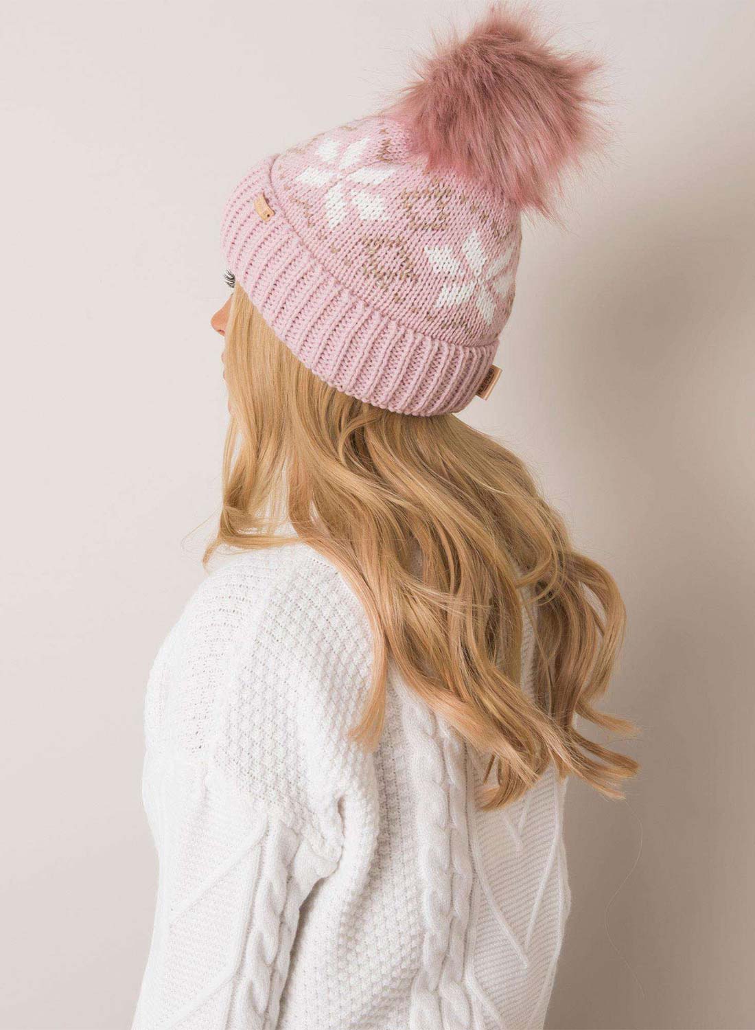 Cappello rosa bicolore imbottito con ponpom in ecopelliccia