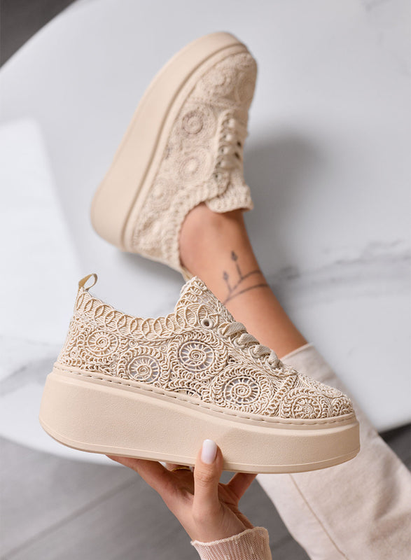 VALERIA - Sneakers platform beige in pizzo con suola alta