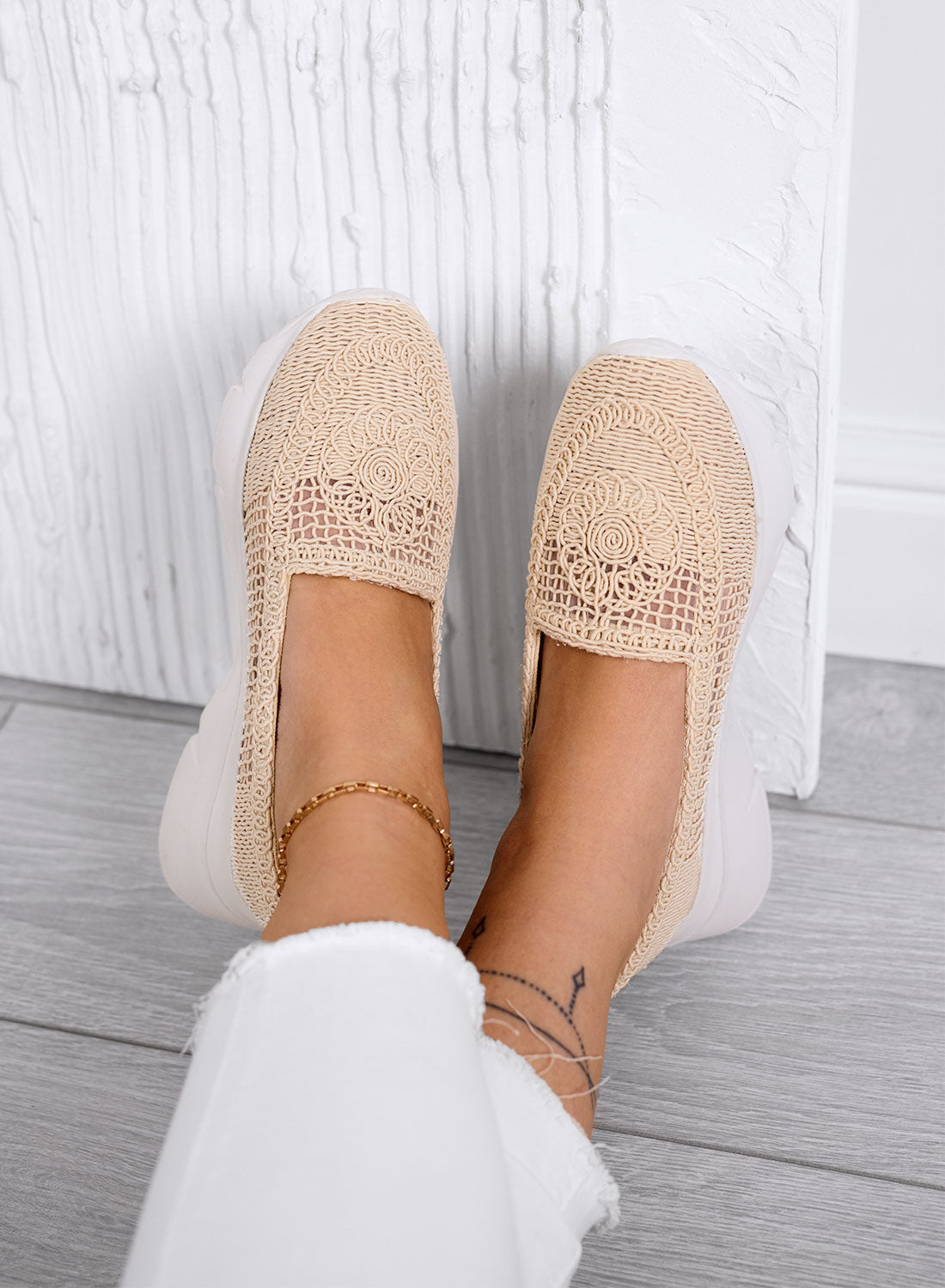NASTIA - Beige slip-on loafers in crochet with perforated design and white chunky sole