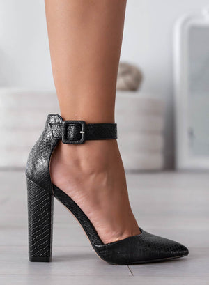 Alexoo black pumps with strap and comfortable heel